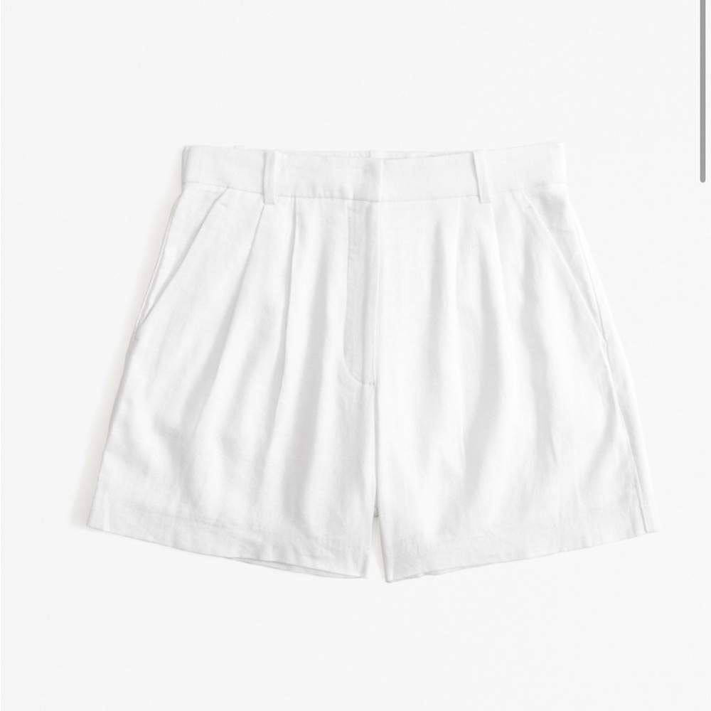Abercrombie and Fitch Sloane Tailored Linen-Blend Short